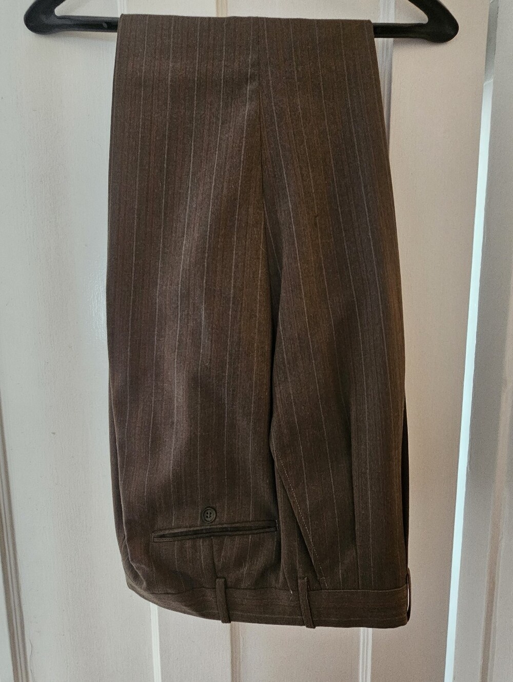 100% Wool Van Horn's Brown Pinstripe Men's Suit- Classic Tailored Style - Picture 5 of 5